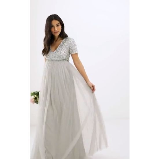 Wow in this beautiful v-neck, maxi dress. Sequins on top with a dreamy tulle bottom in a soft gray color Rent for $69Retails for $150 Chic Gray V-neck Maxi Dress, Formal V-neck Tulle Dress, Elegant Flowy Tulle Maxi Dress, V-neck Tulle Maxi Dress For Formal Occasions, Gray Spring Bridesmaid Dress, Formal V-neck Tulle Maxi Dress, Wedding Maxi Dress With Tulle Skirt, Spring Gray Bridesmaid Dress, Spring Floor-length Maxi Dress With Tulle Skirt