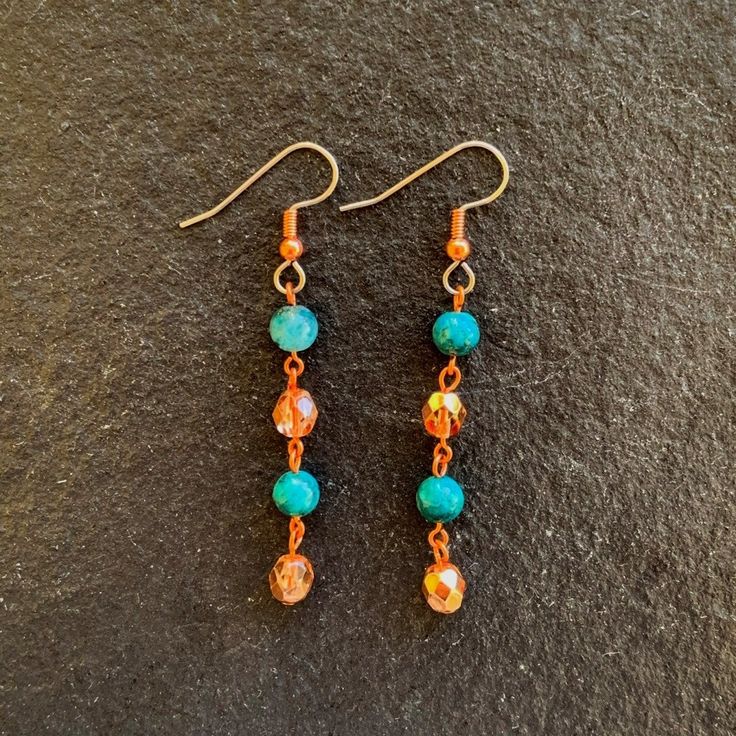 Earrings made of Rosary style earrings with Apatite beads and Copper crystals Style Earrings, Rosary, Ear Wires, Color Combinations, Dangle Earrings, Copper, Pendant Necklace, Drop Earrings, Beads