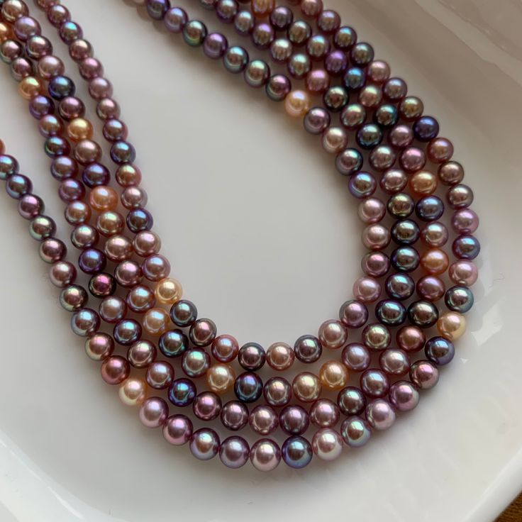 Rainbow pearl necklace, natural freshwater pearl necklace, 4.5-5mm round pearl necklace Single Strand Pearl Necklace With Round Beads, Single Strand Round Pearl Necklace, Akoya Pearl Necklace With Round Beads Pendant, Akoya Pearl Necklace With Round Beads, Handmade Multicolor Round Pearl Necklace, Luxury Pearl Necklace With Colorful Round Beads, High Luster Round Akoya Pearl Necklace, Rainbow Round Beads Pearl Necklace, Multicolor Round Pearl Necklace