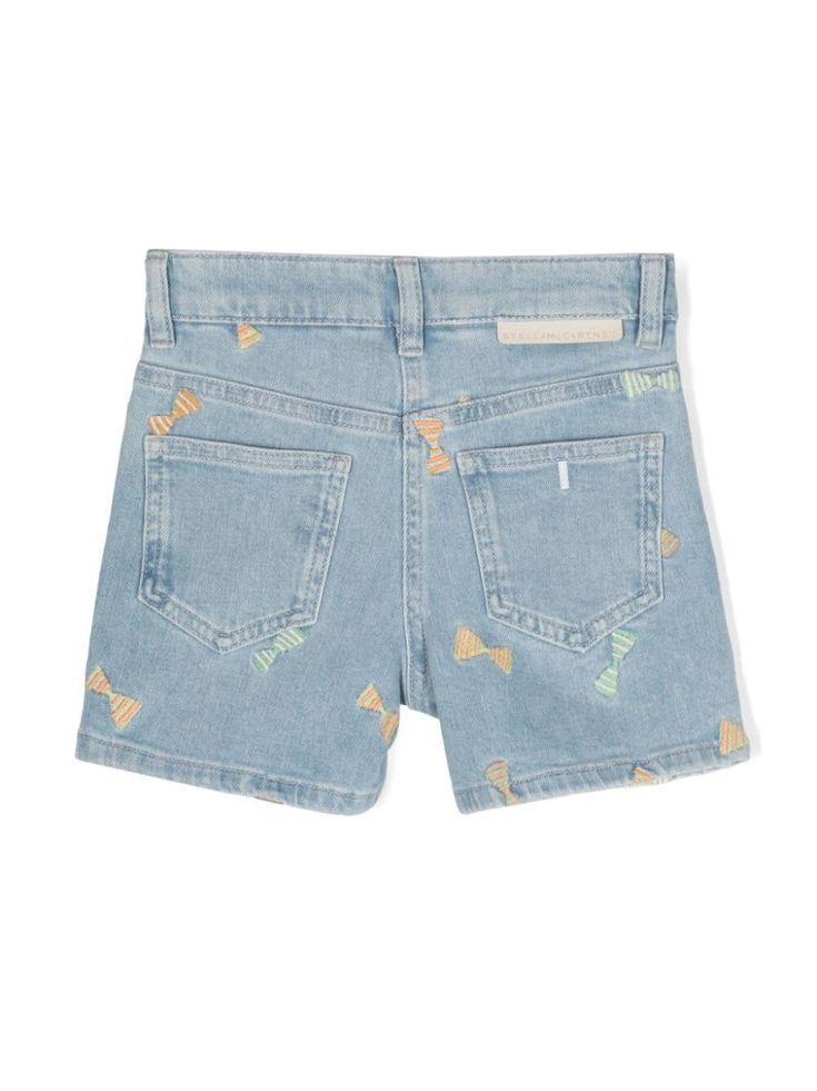 Shorts from Stella McCartney KidsComposition: 99% Cotton, 1% Elastane Playful Short Length Bottoms, Stella Mc, Kenzo Kids, Stella Mccartney Kids, Kids Shorts, Short Girls, Kids Wear, Luxury Boutique, Mom And Dad