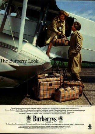 Burberry Aesthetic, Airplane Vintage, Burberry Purse, Burberry Plaid, Burberry Coat, Ad Fashion, Brand Icon, Burberry Trench Coat, Burberry Vintage