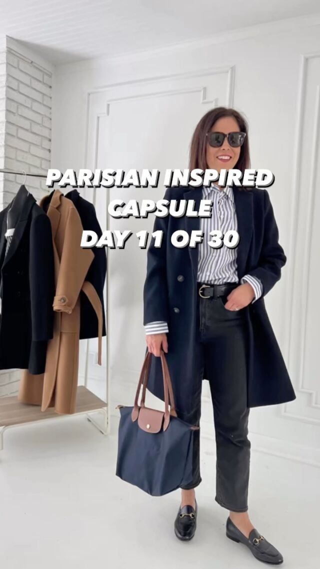 Classic French Capsule Wardrobe, Paris Capsule Wardrobe, French Wardrobe Basics, Paris Wardrobe, French Outfits, French Capsule Wardrobe, French Wardrobe, French Workwear, French Women Style