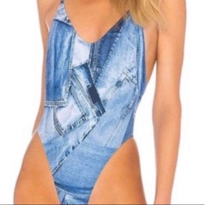 Kendall + Kylie Denim Print One-Piece Bathing Suit Size:S Blue Denim Print High Cut With Minimal Coverage In The Rear. Adjustable Straps Never Worn, Tags Attached Please See Actual Pictures Of Swimsuit. Casual Stretch High Rise Bodysuit, Casual High Rise Stretch Bodysuit, Trendy Denim Blue Jeans For Summer, Casual Fitted High Rise Bodysuit, Casual High-rise Fitted Bodysuit, Trendy Medium Wash Summer Jeans, Casual Fitted High-rise Bodysuit, Trendy Stretch High Rise Bodysuit, Trendy High Rise Stretch Bodysuit