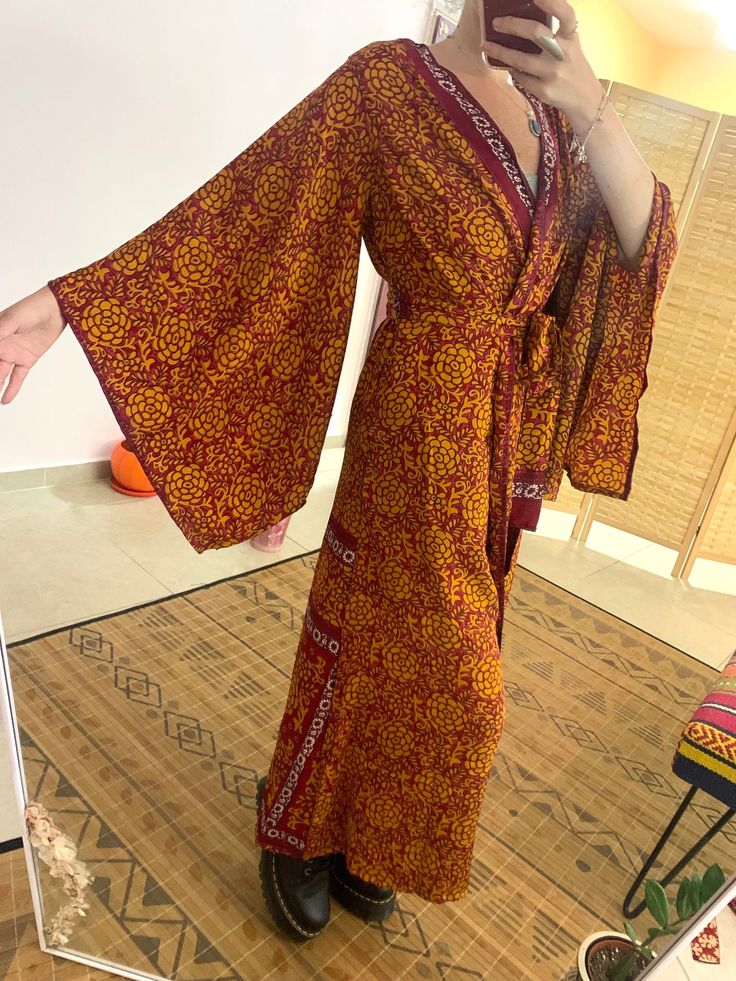 **this is a ONE of a kind vintage eco silk kimono only one in all the world  just like you :) ✨ this luxury's fabric had gone a long journey,  hand picked from special places  to bring you the most silky Beautiful ones we could find in order to recycle and create this goddess kimono  ⚛️ *you may find imperfections in the fabric, this should be loved and a reminder of how special this kimono is ✨ it's a one loss free size. so it's also great as a gift 🎁  can also be Warren as a wrap dress  has 2 Bridal Robe, Long Journey, Festival Clothing, Bridal Robes, Silk Kimono, Dressing Gown, Beach Look, Bohemian Dress, Beautiful One