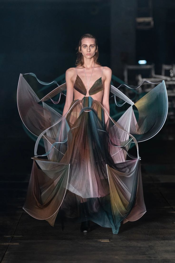 Ryunosukeokazaki Tokyo Fall 2022 Collection | Vogue 2022 Instagram, 2022 Fashion Show, Edgy Dress, Space Fashion, High Fashion Dresses, Fashion Project, 2022 Fashion, Fall 2022, Couture Fashion