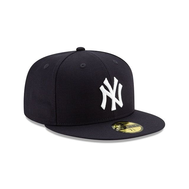 The New York Yankees World Series Side Patch 59FIFTY Fitted Cap features an embroidered Yankees logo at the front panels with a World Series Side patch at the left-wear side and a team color MLB Batterman logo at the rear. Additional details include a gray undervisor. Black Hat With Logo Detail For Streetwear, Black Hats With Logo Detail For Streetwear, Black Hat With Logo For Streetwear, Classic Snapback Fitted Hat With Logo Patch, Classic Logo Baseball Cap With Flat Brim, Classic Fitted Hat With Embroidered Logo And Flat Brim, Classic Flat Brim Baseball Cap With Logo, Classic Flat Brim Fitted Hat With Embroidered Logo, Classic Cap With Logo Detail