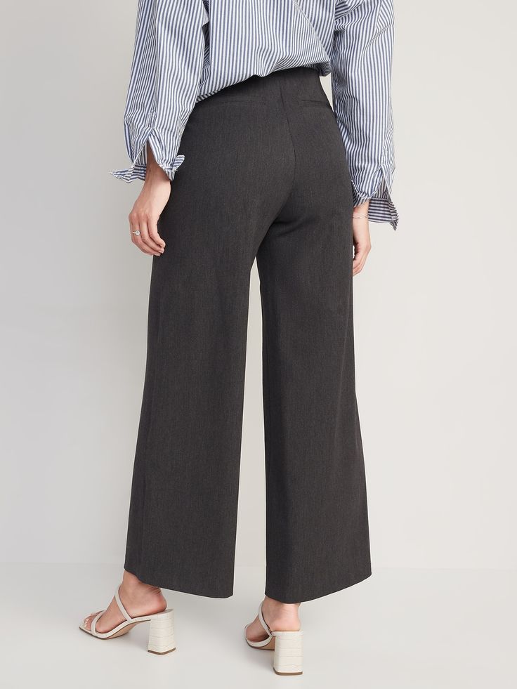 elasticized waistband diagonal front pockets faux-welt back pockets sits at belly button loose hip and thigh hits below ankle 30" regular inseam 28" petite inseam 34" tall inseam models are approx.  5'9" and wear sizes s (4), l (12), and xl (18) Pixie Pants, Petite Size, Belly Button, Wide Leg Pants, Old Navy, Wide Leg, Pants For Women, High Waisted, Plus Size