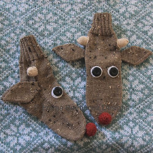 Ravelry: Rudolph Junior Socks pattern by Emma Bermudez Ugly Christmas Socks, Christmas Socks Pattern, Socks Knitting Pattern, Silly Socks, Socks Knitting, Christmas Sock, Socks Pattern, Button Eyes, Sock Knitting Patterns