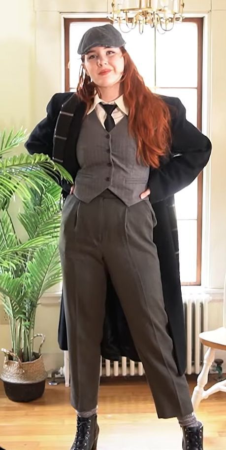 Old Detective Outfit, 1920s Detective Outfit, Journalist Outfits Women, Victorian Suit Women, 1920s Outfit Ideas Casual, 1920s Journalist, Detective Outfit Female Vintage, Journalist Clothes, Detective Outfit Female