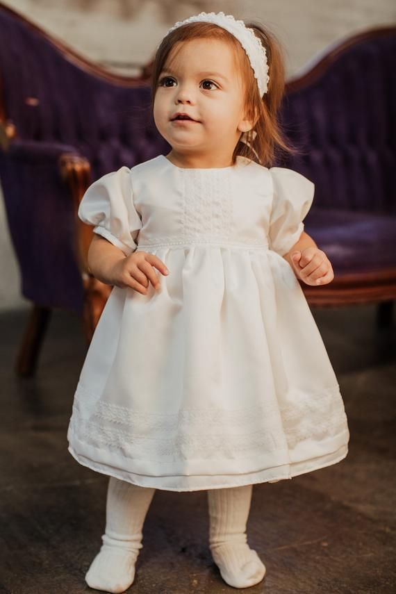 Classic Short Sleeve Dress For Baptism, Elegant Fitted Baptism Dress For Church, Classic White Baptism Dress With Fitted Bodice, Classic Dresses With Fitted Bodice For First Communion, Elegant Short Sleeve Formal Baptism Dress, White Classic Dresses For Church, Classic White Dresses For Church, Cream Baptism Dress With Fitted Bodice, Classic Baptism Dress With Lace Trim