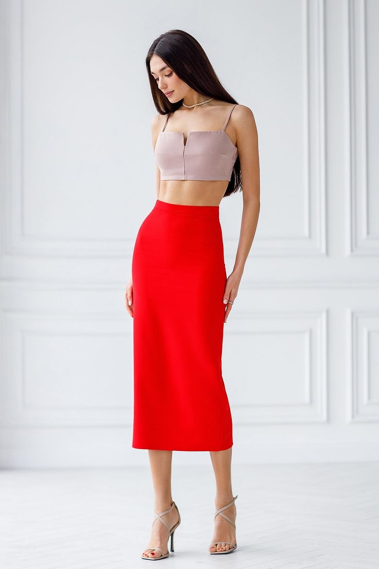 Fabric: high quality suiting fabric Available sizes: XS, S, M, L Color: Mocco, Green, Black, Red High Waist Pencil Skirt, Suiting Fabric, High Waisted Pencil Skirt, Red S, Red High, Black Friday Sale, Black Red, Pencil Skirt, High Waist