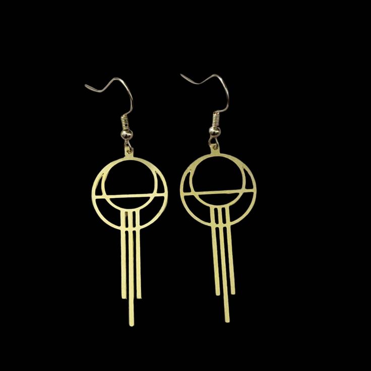 **All orders come with tracked shipping** PLUS **Free shipping on orders over $35 USD for US customers** High quality brass Gatsby/Art deco style earrings with very unique geometric shape. There are 2 jewelry box options: Box A: regular jewelry cardboard box with a textured diamond pattern on the outside (comes in white, black or red) Box B: Velvet earring and necklace box (comes in green, red and grey) You can also add a mini gift bag as shown in the pics: comes with green, red or grey satin ri Art Deco Round Pierced Earrings, Gold Art Nouveau Pierced Earrings, Art Nouveau Gold Pierced Earrings, Antique Gold Chandelier Earrings In Brass, Antique Style Gold Brass Plug Earrings, Antique Gold Brass Plug Earrings, Antique Gold Metal Chandelier Earrings, Nickel-free Gold Art Nouveau Jewelry, Gold Nickel-free Art Nouveau Jewelry