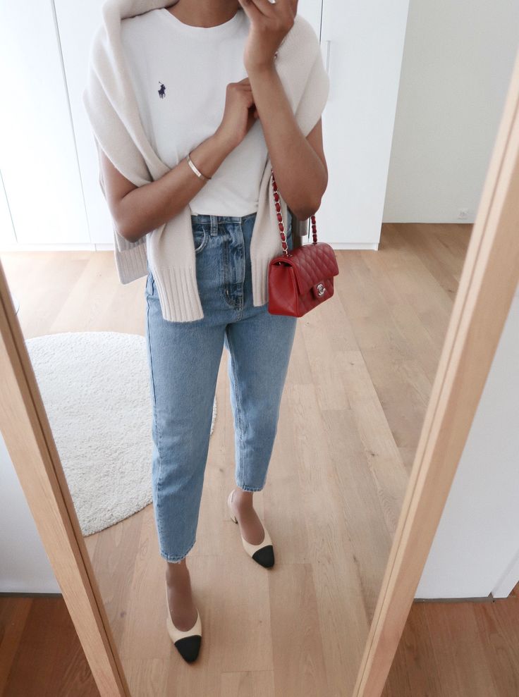 Mom Jeans Outfit Winter, Chique Outfit, 일본 패션, Mom Jeans Outfit, Mode Chanel, Estilo Preppy, Looks Street Style, Preppy Outfit, Ralph Lauren Outfits