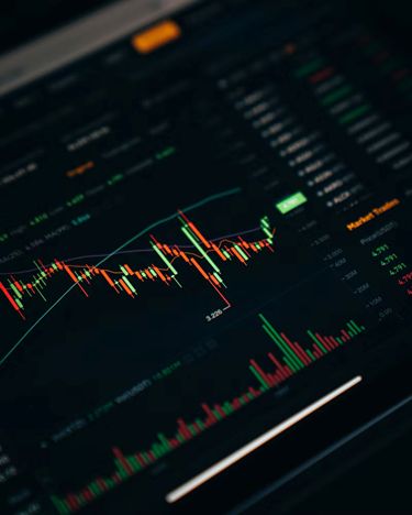 an image of a stock chart on a computer screen with focus on the forex indicator