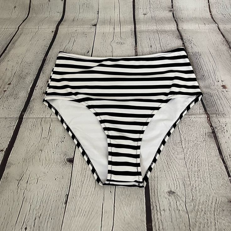 Nwt Cupshe Striped Bikini Bottom Size M -Black/White Striped -High Rise -New With Tags -Offers Welcome White High Waist Tankini For Vacation, White High-waist Tankini For Vacation, White High Waist Summer Tankini, White High Waist Poolside Tankini, White High Waist Tankini For Poolside, White High Waist Tankini For Sunbathing, White High Waisted Tankini For Beach, White High-waist Tankini For Poolside, White High-waist Tankini For Sunbathing