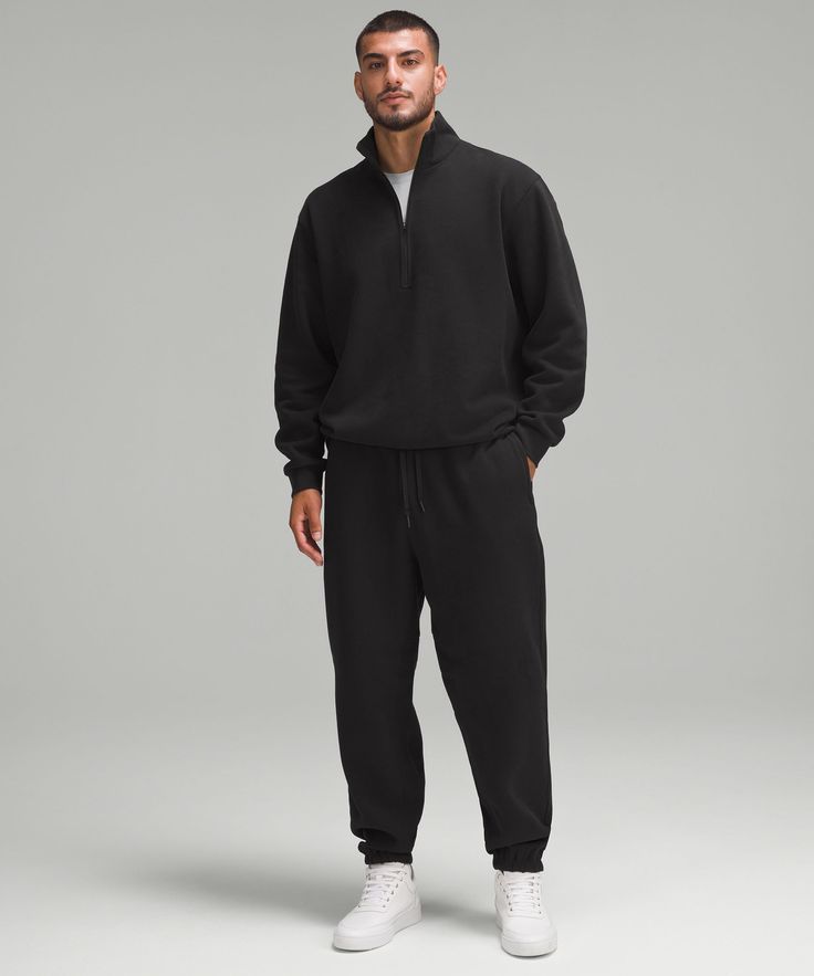 Lululemon Men Outfit, Lululemon Joggers, Pants Outfit Men, Sweat Joggers, Joggers Outfit, Lululemon Men, Fitted Joggers, Mens Lululemon, Black Sweatpants#CasualOutfitsMens #MensStreetStyles #StreetCasual #CasualUrbanStyle #MensStreetwear #CasualOutfitIdeas Lululemon Joggers, Joggers Outfit, Fitted Joggers, Lululemon Men, Jogger Shorts, Mens Joggers, Fleece Joggers, Business Casual Outfits, Tall Guys