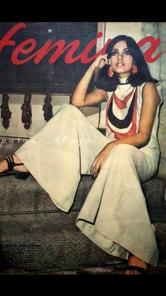 70s Indian Fashion, Zeenat Aman Style, 60s Bollywood Fashion, 70s Bollywood Fashion, 70s Bollywood, Retro Bollywood Fashion, Zeenat Aman, Vintage Bollywood Aesthetic, Bollywood Retro