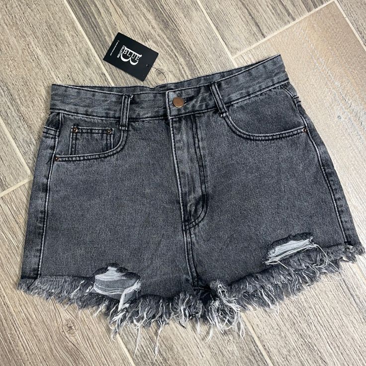 Size S! Boutique Shorts, Nwt! Grey With Black Trim Casual High Rise Gray Bottoms, Trendy Gray Jean Shorts For Spring, Casual Gray Cutoff Bottoms, Trendy Gray Shorts For Summer, Trendy Gray Summer Shorts, Trendy High Waist Gray Jean Shorts, Gray Cutoff Jean Shorts For Spring, Spring Gray Cutoff Jean Shorts, Gray Jean Shorts For Summer