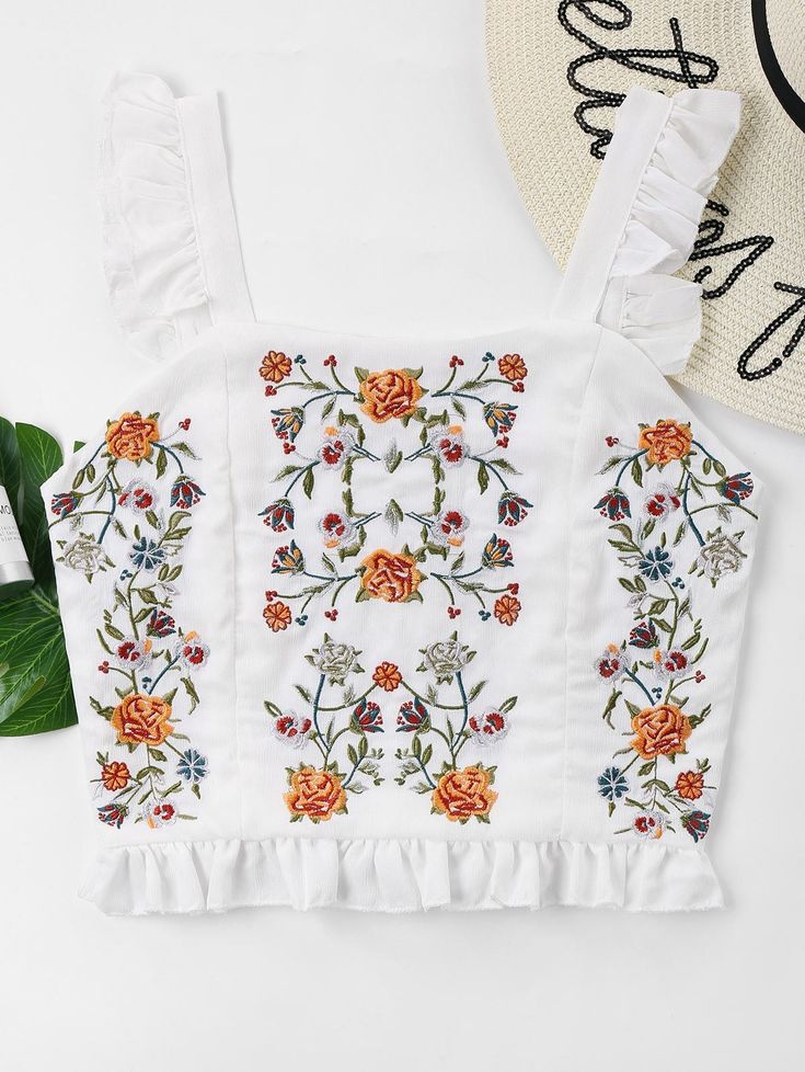 Crop Top Summer, Ladies Blouse, Bohemian Tops, Summer Crop Tops, Womens Cami, Black Milk, Diy Couture, Top Summer, Flower Embroidery