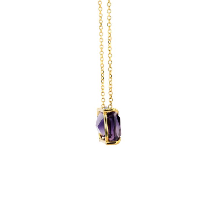 Natural Amethyst 18k Solid Yellow Gold Necklace JEWELRY INFORMATION MATERIAL: 18K Solid Yellow Gold Stone: Natural Amethyst 5,9 ct Stone Cut: Emerald Stone Size: 13,5mm x 10mm Chain: 18K Solid Yellow Gold - 17,7 Inches Necklace Finish: Polished An exquisite statement golden necklace... IMPORTANT NOTICE We ship FREE with DHL EXPRESS for orders over 120 Euro ! PLEASE leave a note on checkout with a valid phone number as it is required for the courier service. PRESENTS Each item is individually wra Olive Leaf Ring, Summer Choker, 17th Anniversary, Oxidized Silver Rings, 18k Gold Chain, Golden Necklace, Solid Gold Necklace, Greek Jewelry, Amethyst Gold