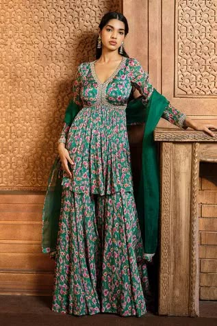 Shop for Aneesh Agarwaal Green Chiffon Floral Bloom Print Kurta Sharara Set for Women Online at Aza Fashions Chiffon Sharara Designs, Modern Indian Suits For Women, Indian Wear Kurti, Sharara Outfits Indian, Sarara Dress Indian Weddings, Women Suit Design, Modern Traditional Dresses, Indian Wedding Outfits Guest For Women, Sharara Blouse