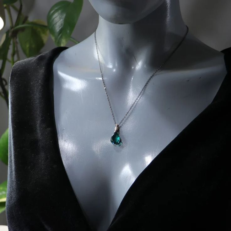 Emerald Necklace Snake Emerald Necklace Birthstone Emerald | Etsy Turkey Emerald Teardrop Pendant Necklace For Anniversary, Silver Teardrop Pendant Birthstone Necklace, Silver Birthstone Teardrop Pendant Crystal Necklace, Silver Jeweled Necklace With May Birthstone, Silver Teardrop Necklace With Jewels, Silver Necklace With May Birthstone Jewels, Silver Teardrop Jeweled Necklace, Silver Crystal Emerald Necklace For Gift, Silver Necklace With Jewels For May Birthstone