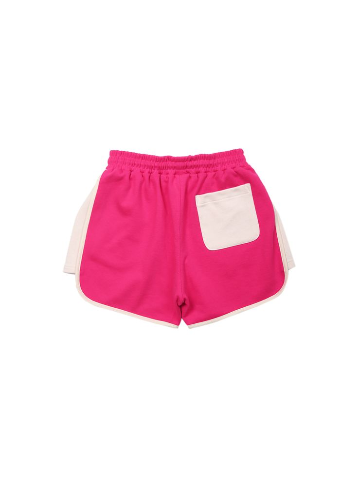 Editor's notesIt is a casual and comfy shorts in soft cotton fabric. The shorts features sporty vibe, relaxed silhouette, heart play logo symbol embroidery, and round hem.- Elastic waist- Drawstring on waist- Colorblock point- Side pockets- Back pocketMeasurements(in.)S / M- Waist: 12.6 in. / 13.6 in.- Hem: 11 in. / 11.6 in.- Rise: 11.4 in. / 11.6 in.- Length: 14.2 in. / 14.6 in.*Model info: Height 5’ 8” / Fitting size: Size MComposition & Care- 100% Cotton- Hand wash separately- Do not tumb Play Logo, Logo Symbol, Comfy Shorts, Mini Shorts, Pink Mini, Color Blocking, Elastic Waist, Cotton Fabric, Hand Wash