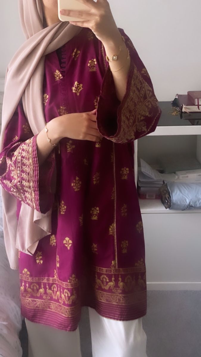 Pakistan Eid Outfit, Desi Modest Outfits, Hijab With Kameez, Indian Hijabi Outfits, Hijab Indian Outfit, Modest Indian Outfit, Casual Eid Outfits, Hijab Pakistani Outfit, Kurta Outfits Women