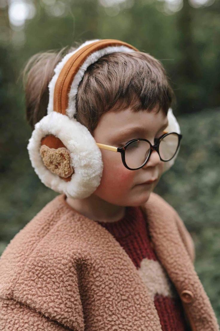 Our soft children's chestnut teddy bear ear muffs made from 100% sheepskin and fully lined, if your child doesn't like wearing a hat then these are just warm and stylish too! Available in 3 other colours and designs. Please note: This order will be shipped from Poland (EU). If you are ordering and delivering from the UK we have a UK branch so no import fees will be present you can find that here: https://www.etsy.com/uk/shop/SheepersLTD Sheepskin Gloves, Best Slippers, Ear Muffs, Bear Ears, Wearing A Hat, Handmade Gift Wrap, Earmuffs, Ear Warmers, Chestnut