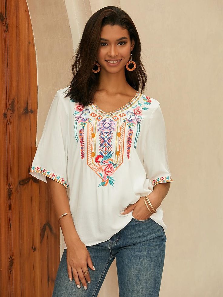 Mujer Blusa Geométrico Bordado Diario Boho Manga 3/4 Escote en Pico Negro Verano 2024 - $30.99 Boho Blouse, Women's Blouses, Women Shirts Blouse, Boho Blouses, White Summer, Floral Blouse, Summer 2024, Shirt Online, Length Sleeve