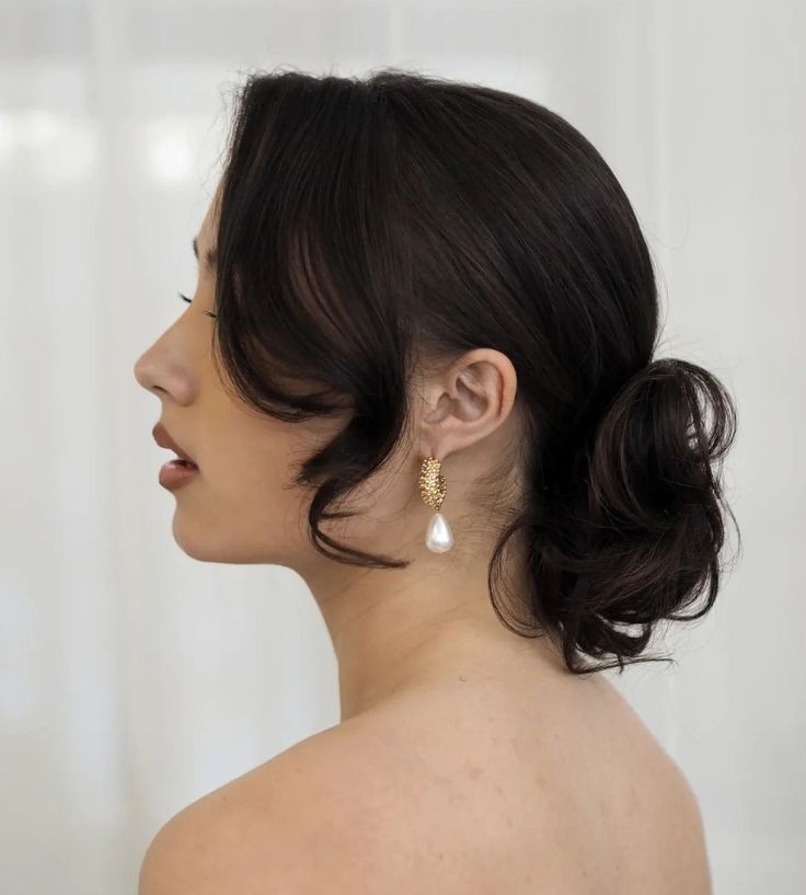 Relaxed Bridesmaid Updo for Medium Hair Bridesmaid Hair Asian, Low Bun With Bangs, Low Loose Bun, Loose Low Bun, Bridesmaid Ponytail, Low Bun Hair, Low Bun Wedding Hair, Wedding Hair Bangs, Loose Bun