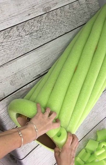 You've never seen a Dollar Store pool noodle look this gorgeous! Pool Noodle Crafts, Pool Noodle, Stone Columns, Cabinets Diy, Pool Noodles, Summer Pool, Cardboard Furniture, Diy Cardboard, Storage Diy