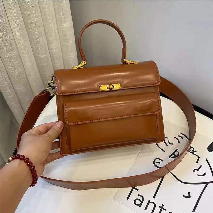 Shipping: Worldwide Express Shipping AvailableDelivery time: 🚚7-15Days Fast ShippingReturns: Fast refund,💯100% Money Back Guarantee.SPECIFICATIONSBrand Name: DKQWAITHandbags Type: Shoulder BagsTypes of bags: Shoulder & Crossbody BagsMain Material: Microfiber Synthetic LeatherLining Material: NoneShape: SatchelsPlace Of Origin: GUANG DONG ProvincePlace Of Origin: GUANG DONG ProvinceOrigin: Mainland ChinaCN: GuangdongHardness: HARDPattern Type: SolidDecoration: AppliquesExterior: noneOccasion: V Handbags Designer, Purse Brands, Travel Purse, Handbags Casual, Fancy Bags, Designer Crossbody, Designer Crossbody Bags, Leather Travel, Types Of Bag