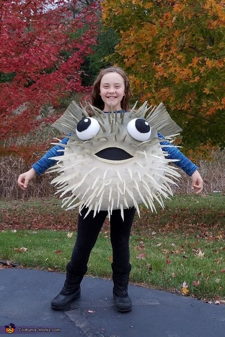 Puffer Fish Costume, Fish Costume Diy, Diy Fish Costume, Under The Sea Costumes, Sea Creature Costume, Finding Nemo Costume, Nemo Costume, Sea Costume, Decor Marin