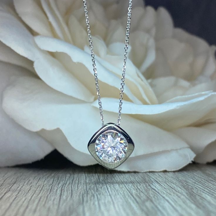 Round Moissanite Pendant Necklace 14k Gold, Simple Round Cut Necklace, Solitaire Necklace, Women's Round Necklace, Bezel Set Necklace, #7085 #BezelSetNecklace #14kGoldNecklace #RoundBezelPendant #MoissanitePendant #7063 #MoissaniteNecklace #SimpleNecklace #SimulatedDiamond #SolitaireNecklace #RoundMoissanite Diamond Cut Solitaire Necklace With Square Pendant For Gifts, Square Diamond Cut Solitaire Necklace As Gift, Diamond Cut Solitaire Necklace With Square Pendant, Square Pendant Solitaire Necklace With Diamond Cut For Gift, Square Pendant Necklace With Brilliant Cut For Anniversary, Square Pendant Necklace With Single Diamond For Anniversary, Brilliant Cut Square Pendant Necklace For Anniversary, Anniversary Necklace With Single Diamond Square Pendant, Anniversary Square Pendant Necklace With Single Diamond