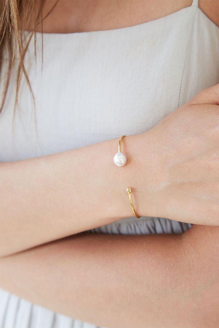 White Pearl and Gold Diamond Cuff – Chan Luu Champagne Diamond Necklace, Keshi Pearl Bracelet, Keshi Pearl Earrings, Cascade Necklace, Keshi Pearl Necklace, Diamond Cuff Bracelet, Pearl Cuff Bracelet, Engraved Cuff, Pearl Cuff