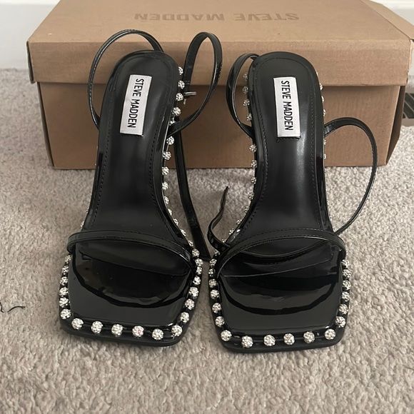 Steve Madden Zelle Black Heels Steve Madden Zelle Heels, Steve Madden Heels Aesthetic, Black Heels With Rhinestones, Prom Heels Aesthetic, Heels For Prom Black, Black High Heels For Prom, Steve Madden Heels Outfit, Steve Madden Shoes Outfit, Black Prom Heels