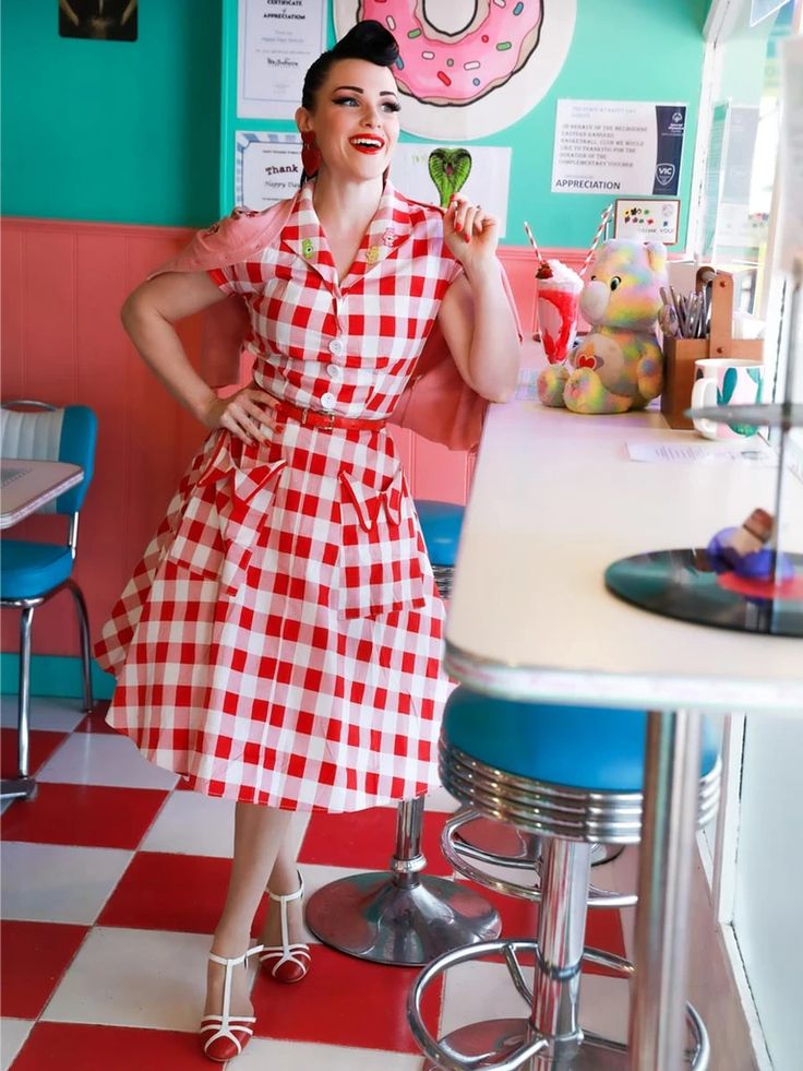 Red 1950s Pockets Plaid Dress – Retro Stage - Chic Vintage Dresses and Accessories 50s Party Outfit, Casual Church Outfits, Summer Nyc Outfits, Casual Church Outfits Summer, Dinner Outfits Summer, Outfits Summer Casual, Nyc Outfits Summer, Baddie Summer Outfits, Church Outfit Casual