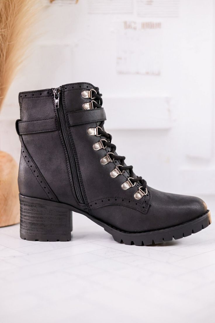 Elevate your fashion game with the stylish Black Donatella Heeled Boots. These versatile boots can be dressed up or down and have a bold combat-style for a touch of attitude. They're the perfect choice to showcase your unique personality. Heel: 2.5" Fit: True to size. If you have a wide foot, size up 1/2 size.Brand: Very G Overall Skirt Denim, Combat Style, Skirt Crop, Sublimation Ideas, Relaxed Jeans, Active Wear Leggings, High Rise Denim, Denim Overalls, Boots Shoes