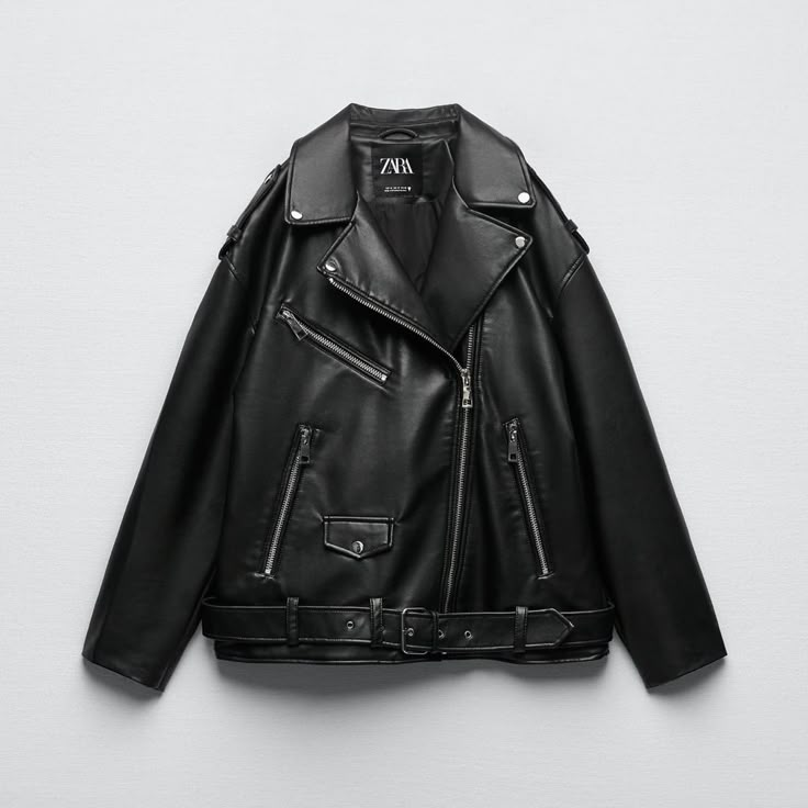 Reposhing This Item I Purchased From @Jiayuzhao. Loved It, But Ready To Rotate For Something New. Questions? Leave A Comment Below! Biker Look, Womens Biker Jacket, Faux Leather Biker Jacket, Black Faux Leather Jacket, Biker Leather, Lady Biker, Oversized Jacket, Leather Biker Jacket, Look Vintage