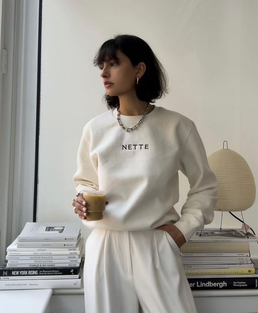 Joseph Dirand Interiors, Cream Sweatshirt, Support Women, Monochrome Outfit, Brand Clothes, Embroidered Crewneck, Sweatshirt Outfit, Minimalist Lifestyle, Lifestyle Clothing