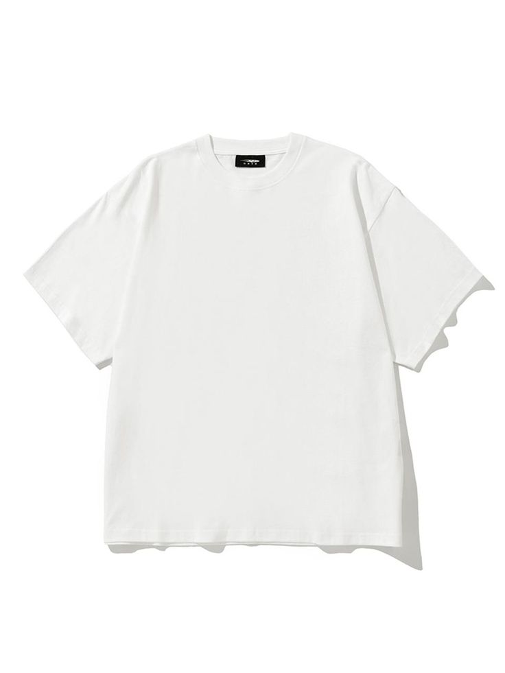 It is an oversized short sleeves t-shirt. The t-shirt is made of quick dry cotton fabric. The t-shirt is a basic and wearable top that is easy to match with any items. It is finished using tumble washing and tenter process.- Round neck- Ribbed neck- Tumble, tenter process- Basic item Oversized Simple Crew Neck T-shirt, Oversized Short Sleeve Basic Shirt, Simple Oversized T-shirt, Simple Oversized Short Sleeve Tops, Boxy Fit T-shirt For Summer, Short Sleeve T-shirt With Relaxed Fit, Basic Style Short Sleeve T-shirt For Streetwear, Relaxed Fit Short Sleeve T-shirt, Basic White Short Sleeve Top With Relaxed Fit