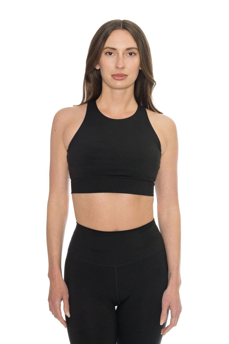 FreeSoft Bea Bra Fitted Racerback Activewear With Removable Bra Pads, High Stretch Seamless Halter Top For Sports, Yoga Bra With Built-in Padding, High Stretch Racerback Activewear With Removable Bra Pads, High Neck Athleisure Activewear For Yoga, Athleisure High Neck Yoga Activewear, High Stretch Seamless Sports Halter Top, Athleisure High Neck Activewear For Yoga, High Stretch Sports Bra With Removable Pads