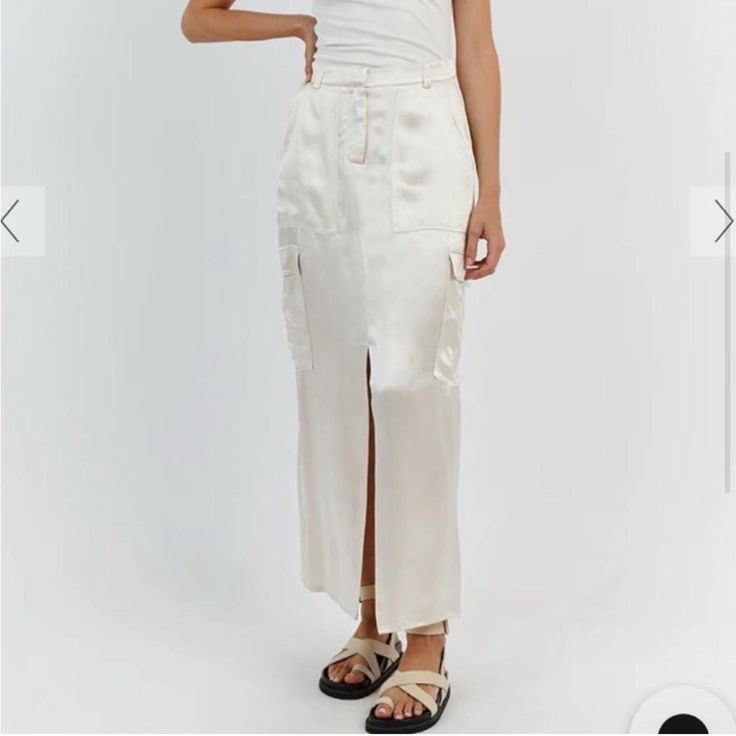 New With Tags. Perfect Dissh Skirt For Spring And Summer. Doesn’t Fit Me And I Missed The Return Window. Reasonable Offers Welcome. Strapless Satin Dress, Linen Wrap Skirt, Ruched Midi Skirt, Skirts Midi High Waisted, Skirt Trends, Satin Midi Skirt, Strapless Midi Dress, Spring Skirts, Bow Detail Dress