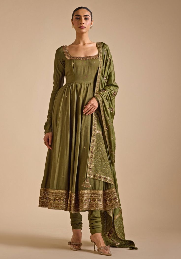 Olive Green Tussar Silk Anarkali set Prevasu - Fabilicious Fashion Mehendi Dress Outfits, Green Anarkali Dress, Indian Wedding Dress Traditional, Green Anarkali Suits, Anarkali Suits Designer, Green Anarkali, Wedding Guest Attire, Silk Anarkali, Vacuum Storage