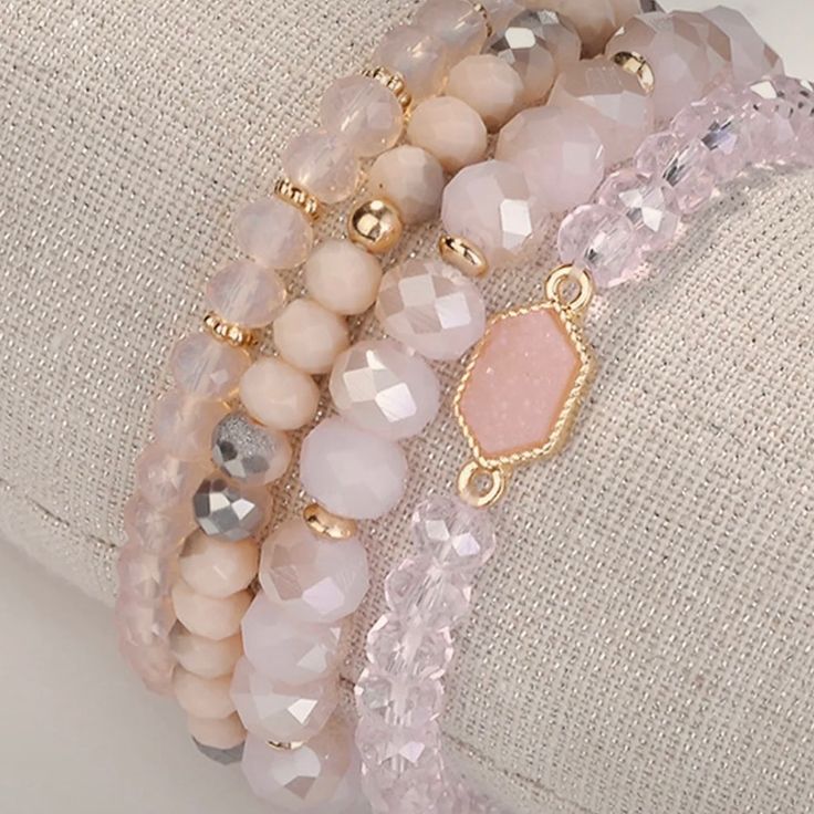 Gold Plated Synthetic Gems Material Glass Stretch Beaded Bracelets Diy, Stacked Beaded Bracelets, Cluster Bracelet, Trending Bracelets, Cluster Bracelets, Gems Bracelet, Crystal Resin, Diffuser Jewelry, Beads Bracelet Design