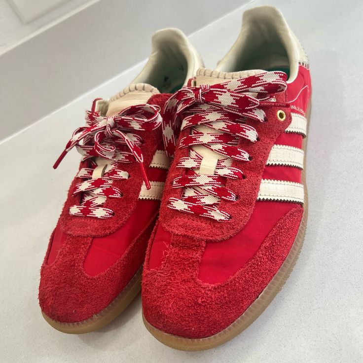 Rare & Sold Out Adidas Samba Wales Bonner Red White Excellent Pre-Loved Conditio (Includes Box And Extra Laces) Brand: Adidas Item: Wales Bonner Samba Color: Red / White Item Number: Gy6612 Size: Men Us 8 / Uk 7.5 / Eur 41 1/3 Comes From A Smoke / Pet-Free Home. What You See Is What You Get. Sorry No Returns Nor Exchanges. Adidas Samba Wales Bonner, Wales Bonner Samba, Adidas X Wales Bonner, Wales Bonner, Adidas X, Adidas Samba, Mens Shoes Sneakers, Item Number, Wales