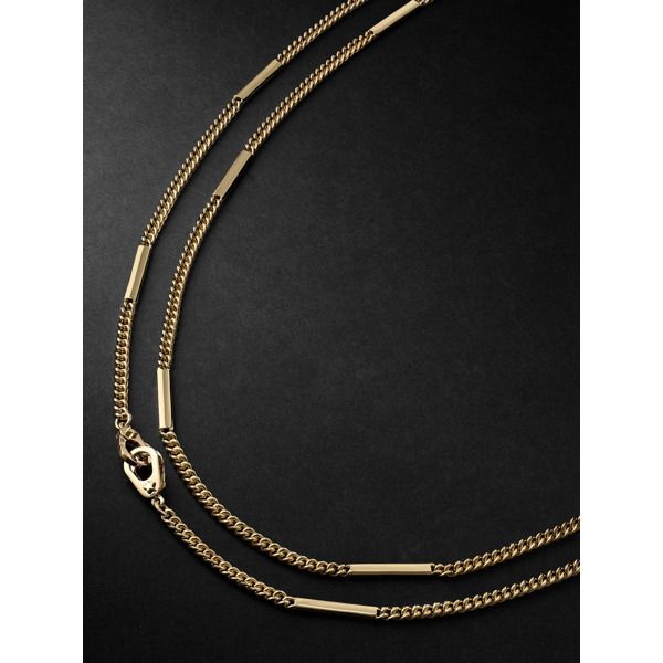 Foundrae's station curb chain is designed in a 36"" length specifically, so you can wear it as a singleor double-wrapped necklace, or tripled up as a bracelet. Handcrafted from gold, it has lobster clasp fastenings to which you could even attach a charm from the label for further customisation. Luxury Double Chain Double Strand Jewelry, Luxury Double Strand Double Chain Jewelry, Layering Yellow Gold Curb Chain Jewelry, Yellow Gold Curb Chain Jewelry For Layering, Luxury Jewelry Chain For Layering, Timeless Double Chain Formal Jewelry, Timeless Formal Jewelry With Double Chain, Timeless Formal Double Chain Jewelry, Timeless Double Chain Link Jewelry