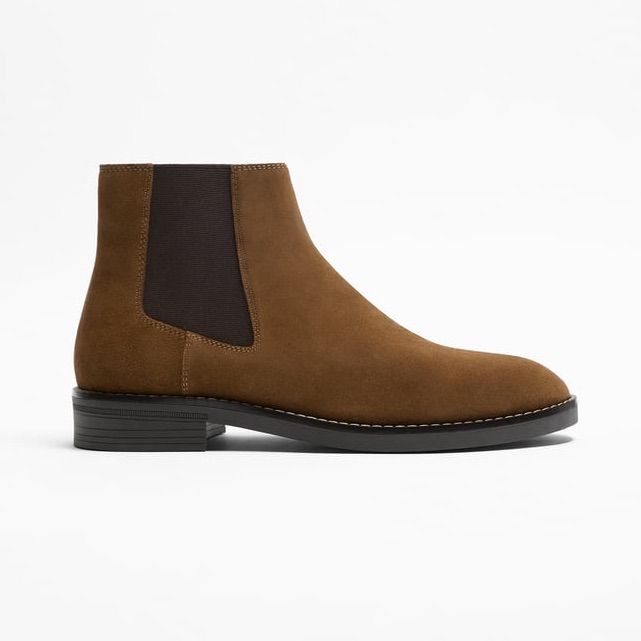 Nwt. Zara Man Brown Split Suede Leather Ankle Chelsea Boots With A Split Suede Finish. Featuring Matching Elastic Gores On Both Sides And A Pull Tab At The Back For Slipping On With Ease. Rounded Toes. Contrast Topstitching Detail On The Welt. Contrast Rubberised Soles. Size 6. Ref. 2018/021. Sh 14 Brown High Ankle Chelsea Boots In Faux Leather, Brown High Ankle Faux Leather Chelsea Boots, Ankle-high Faux Leather Chelsea Boots With Leather Sole, Brown Faux Leather High Ankle Chelsea Boots, High Ankle Chelsea Boots In Faux Leather For Work, Business Chelsea Boots In Faux Leather With Round Toe, Brown Suede Martin Boots With Leather Sole, Faux Leather High Ankle Chelsea Boots For Work, High Ankle Faux Leather Chelsea Boots For Work