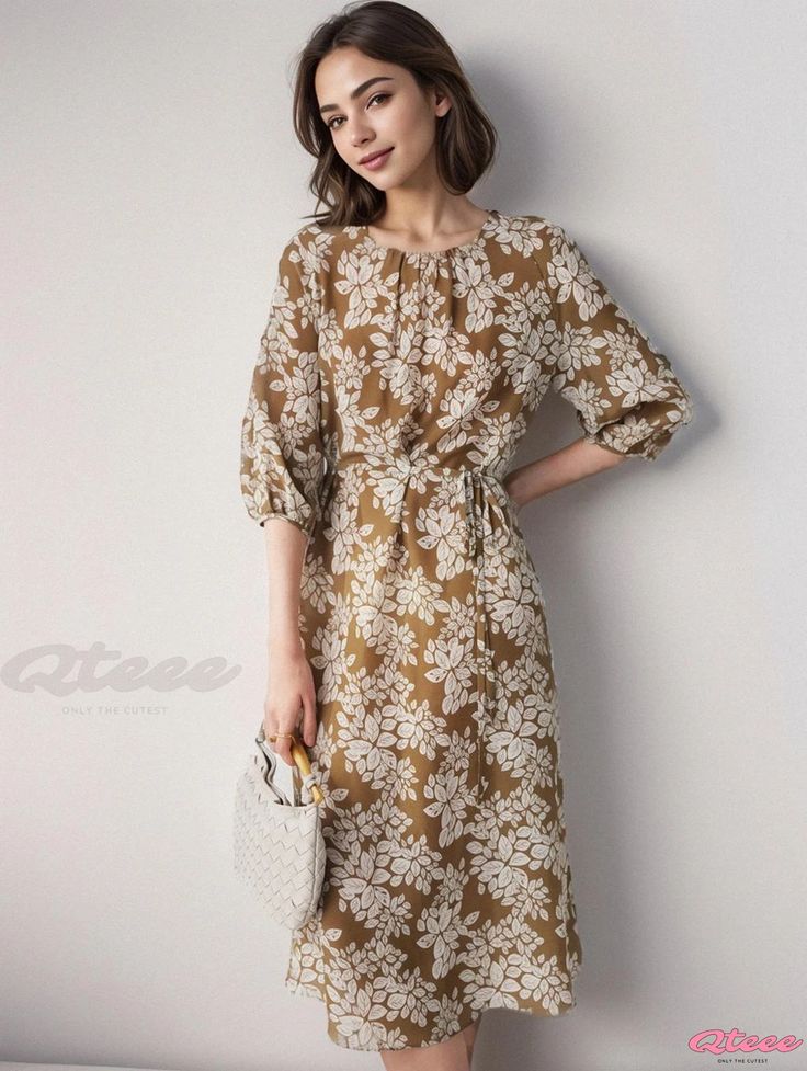 Qteee - Silk Floral Print Dress with Short Sleeves and Long Hemline Brown Spring Dresses For Daywear, Brown Spring Daywear Dresses, Brown Daywear Dresses For Spring, Brown Spring Day Dresses, Dress With Floral Print, Mulberry Silk Fabric, Silk Maxi, Split Dress, Dress Crafts